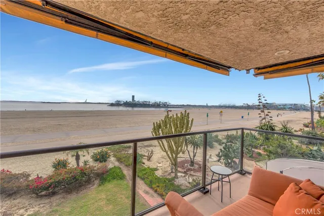$1,495,000 | 1230 East Ocean Boulevard, Unit 201, Long Beach, CA 90802