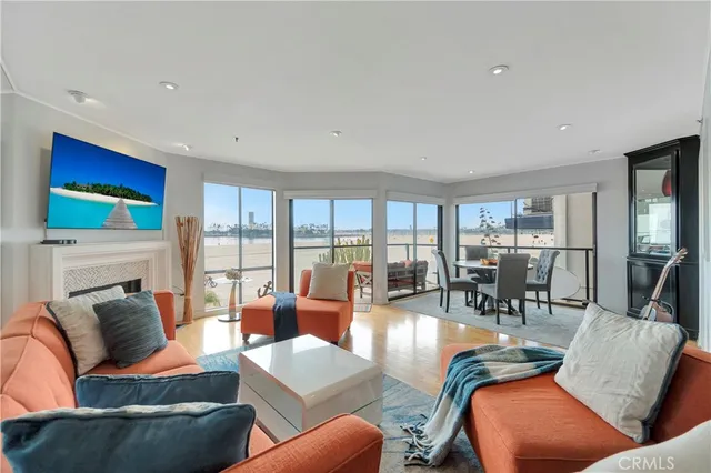 $1,495,000 | 1230 East Ocean Boulevard, Unit 201, Long Beach, CA 90802