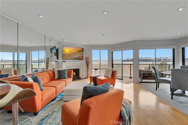 $1,495,000 | 1230 East Ocean Boulevard, Unit 201, Long Beach, CA 90802