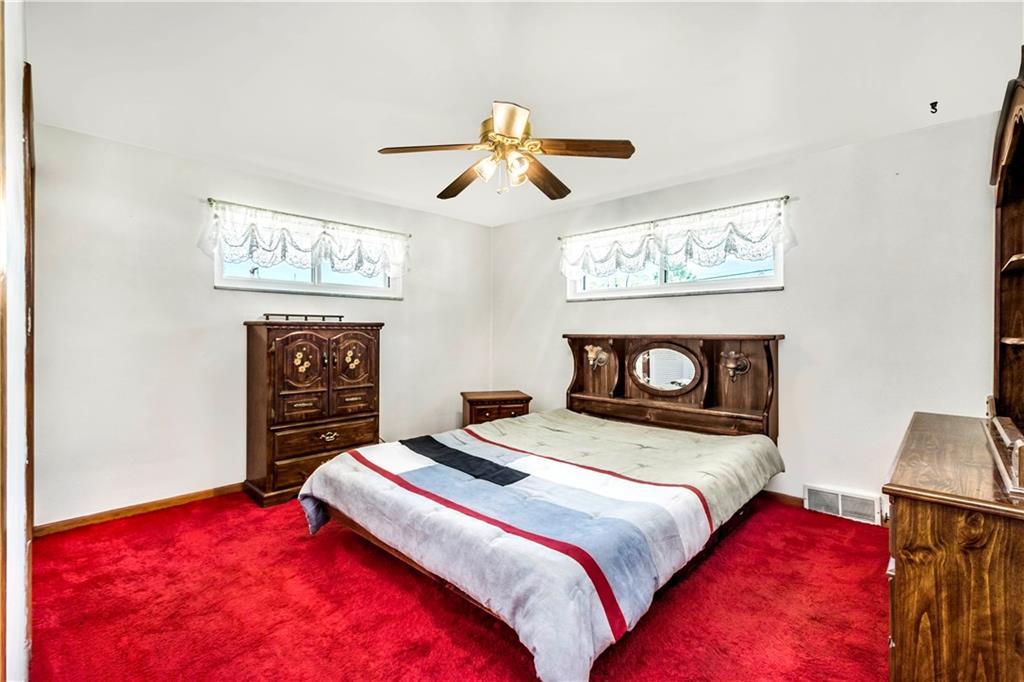 41 Flora Road Pittsburgh, PA 15227 - Photo 11 of 25 Turn up the heat in the owner's bedroom!