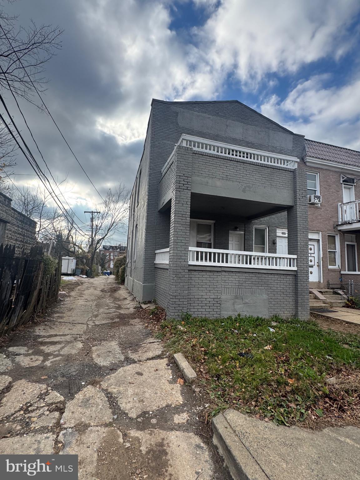 5000 Litchfield Avenue, Unit 2 Baltimore, MD 21215 - Photo 2 of 21 a front view of a house