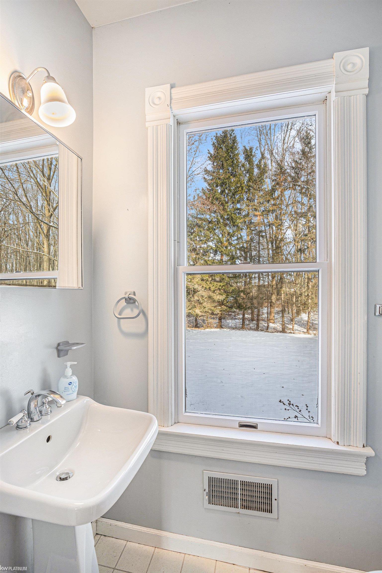 8142 Mason Road Yale, MI 48097 - Photo 14 of 44