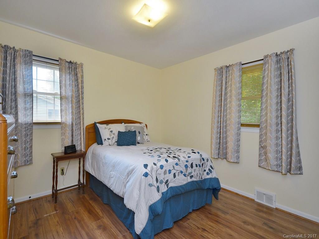 72 Rash Road Asheville, NC 28806 - Photo 8 of 18 Gallery Image 8