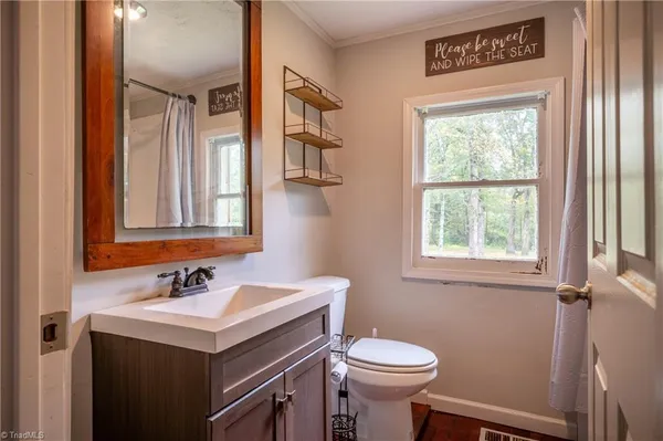 $225,000 | 487 Dry Twig Road, Laurel Fork, VA 24352