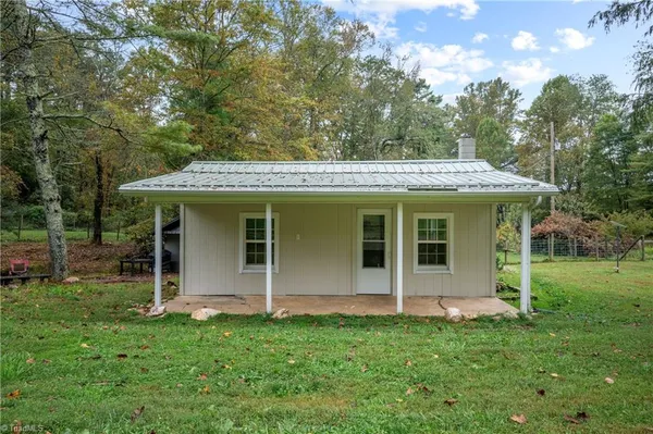 $225,000 | 487 Dry Twig Road, Laurel Fork, VA 24352