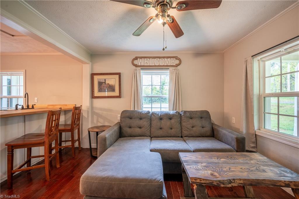 487 Dry Twig Road Laurel Fork, VA 24352 - Photo 10 of 39