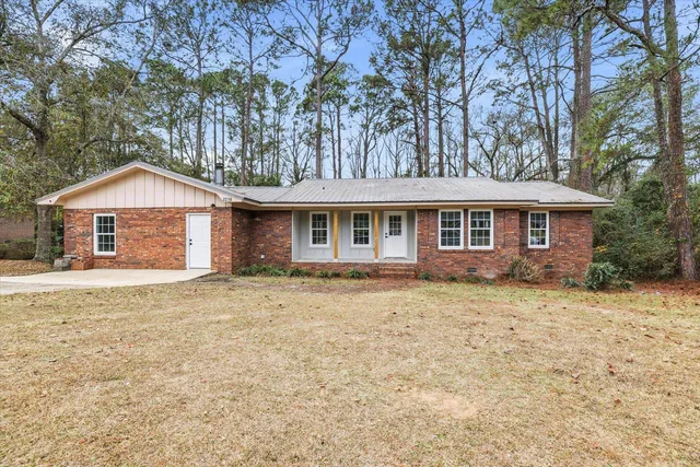 $310,000 | 2216 Azalea Drive Southeast, Moultrie, GA 31768