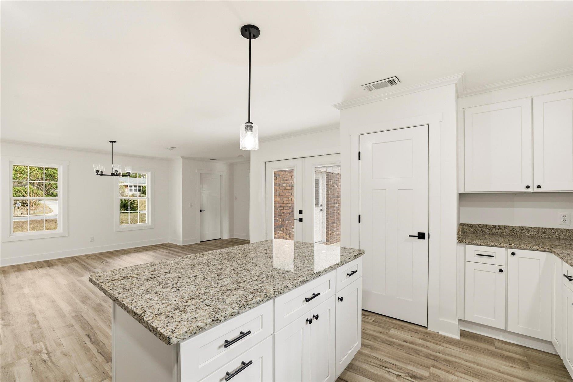 2216 Azalea Drive Southeast Moultrie, GA 31768 - Photo 11 of 42