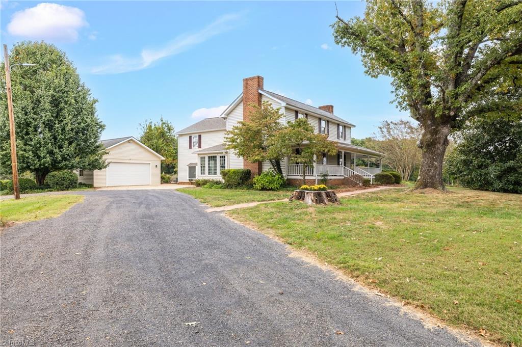 2190 Lindsey Bridge Road Madison, NC 27025 - Photo 3 of 50 Gallery Image 3