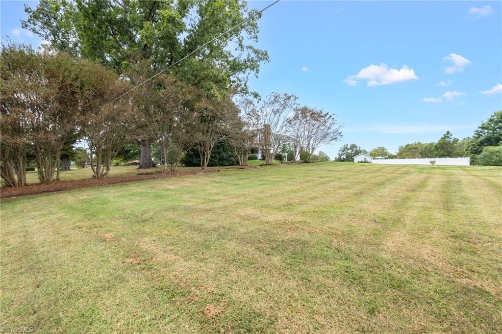 2190 Lindsey Bridge Road Madison, NC 27025 - Photo 46 of 50 Gallery Image 46