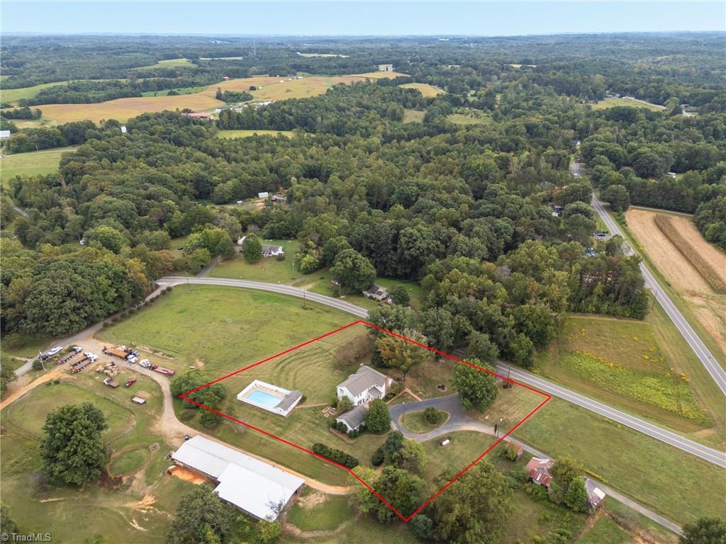 2190 Lindsey Bridge Road Madison, NC 27025 - Photo 49 of 50 Gallery Image 49