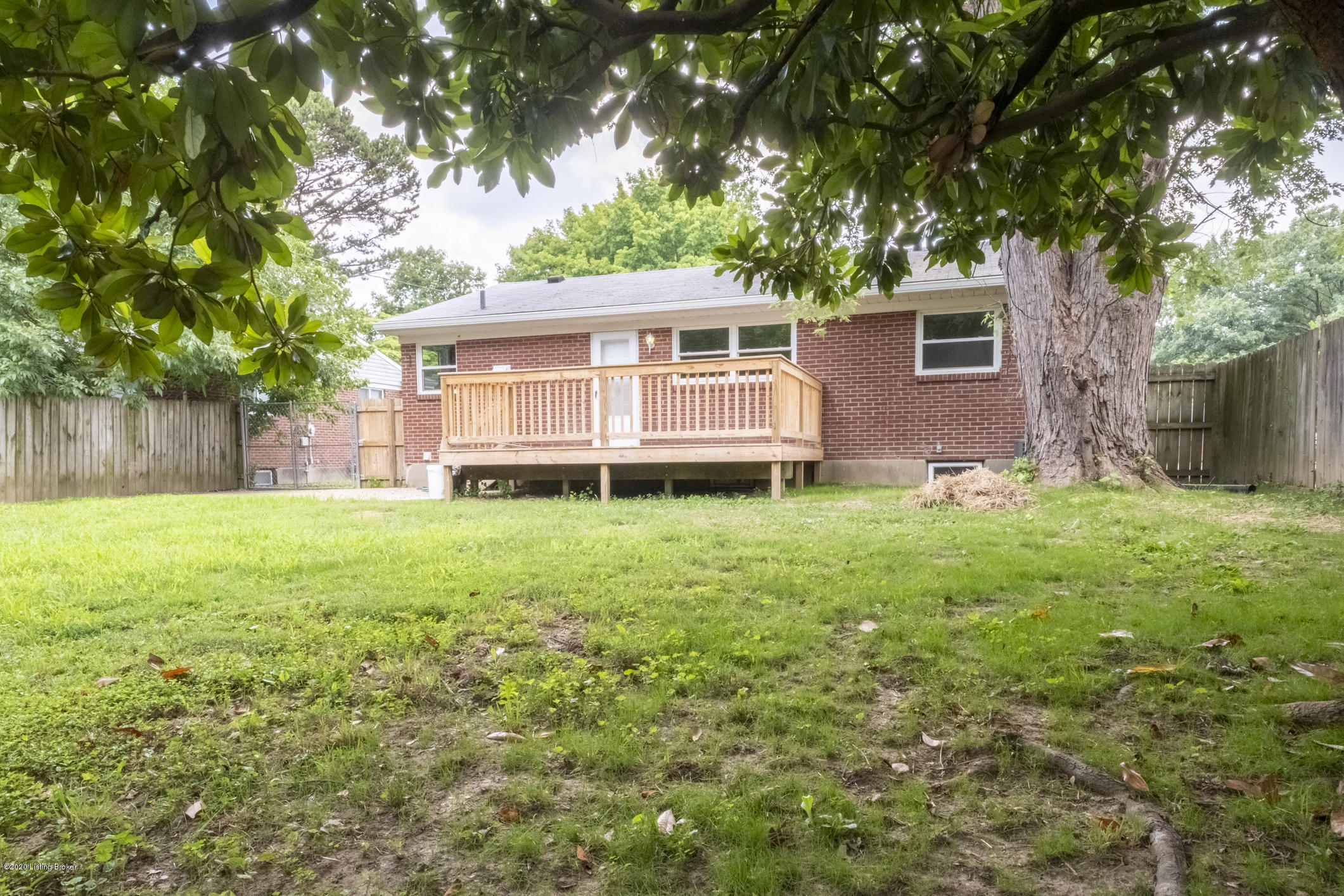 3127 Talisman Road Louisville, KY 40220 - Photo 28 of 28 3127 Talisman Rd-1036