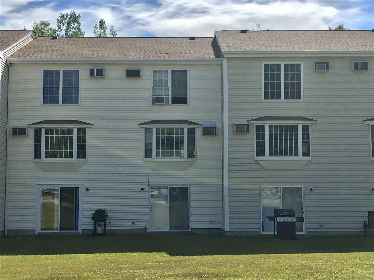 6 Pleasant Street, Unit F3 Hooksett, NH 03106 - Photo 3 of 23
