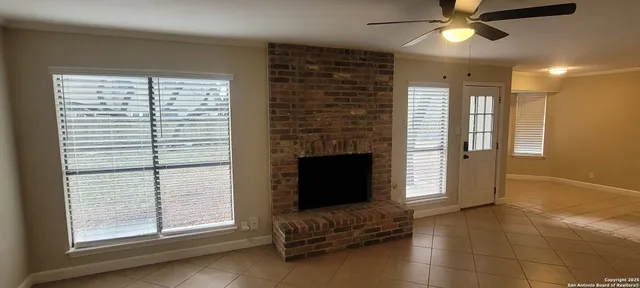 $2,795 | 14135 Woodstream, San Antonio, TX 78231