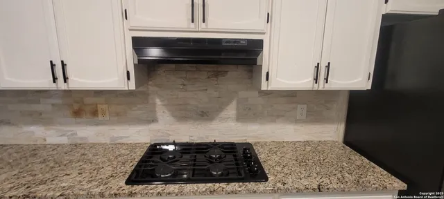 $2,795 | 14135 Woodstream, San Antonio, TX 78231