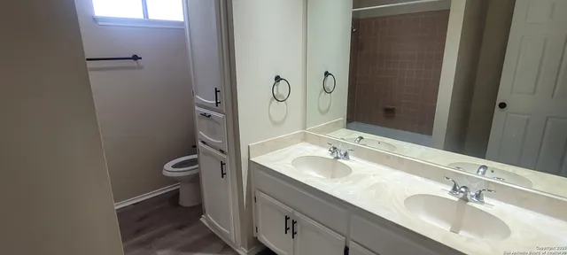 $2,795 | 14135 Woodstream, San Antonio, TX 78231