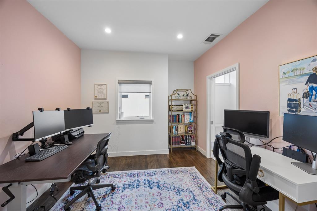 4935 Flitwick Court Dallas, TX 75204 - Photo 19 of 26 Gallery Image 19