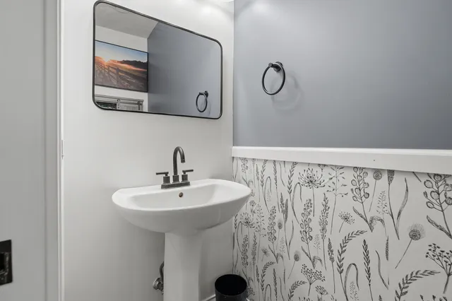 $500,000 | 12291 Fort Custer Drive, Galesburg, MI 49053