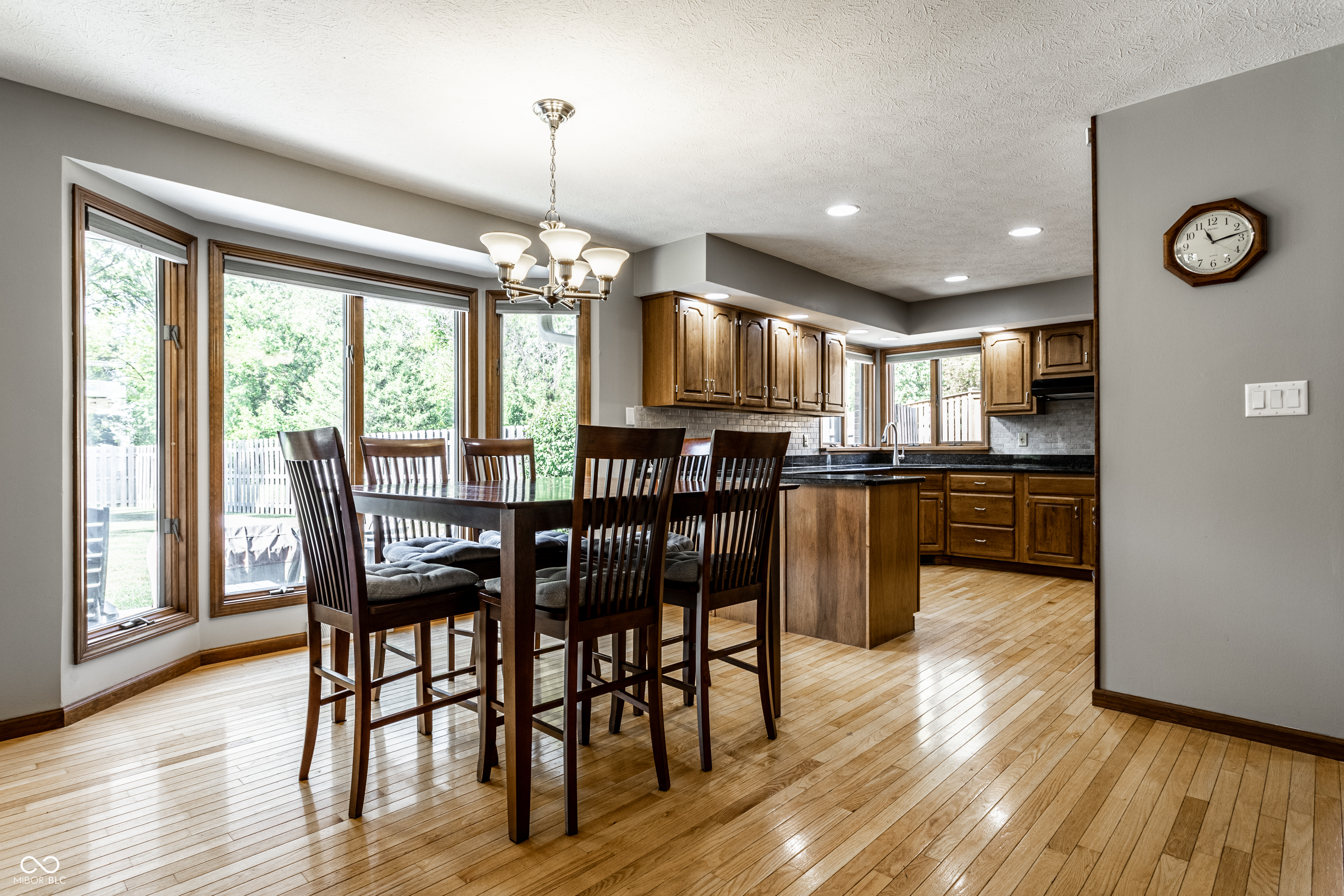 12272 Charing Cross Road Carmel, IN 46033 - Photo 11 of 34 Gallery Image 11