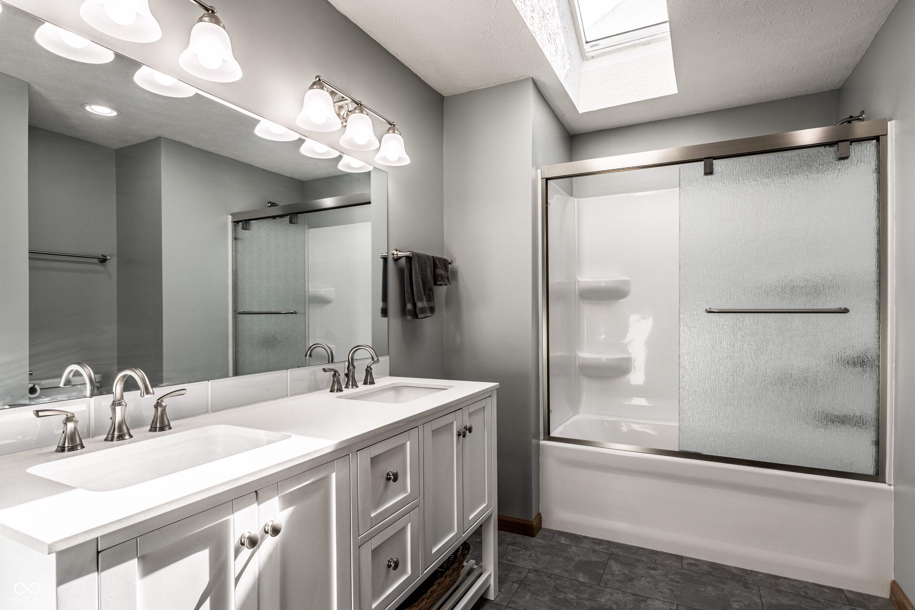 12272 Charing Cross Road Carmel, IN 46033 - Photo 27 of 34 Gallery Image 27