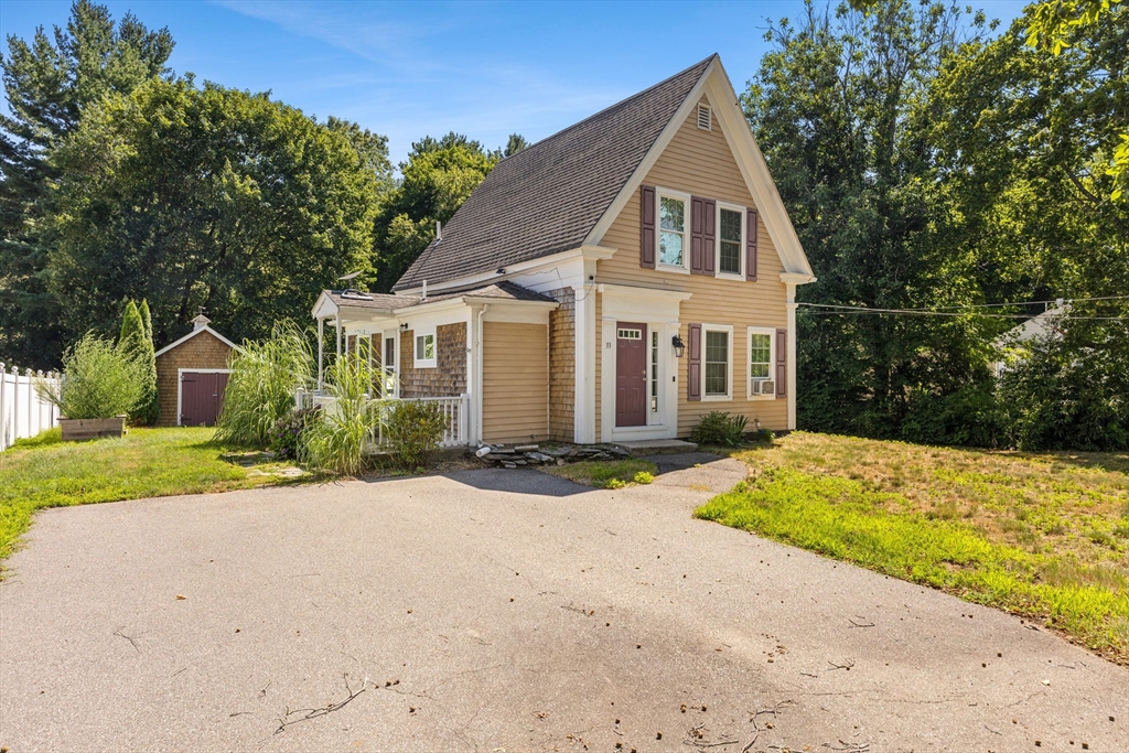 33 White Street Raynham, MA 02767 - Photo 2 of 23