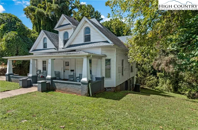 $155,000 | 289 North Bridge Street, Elkin, NC 28621