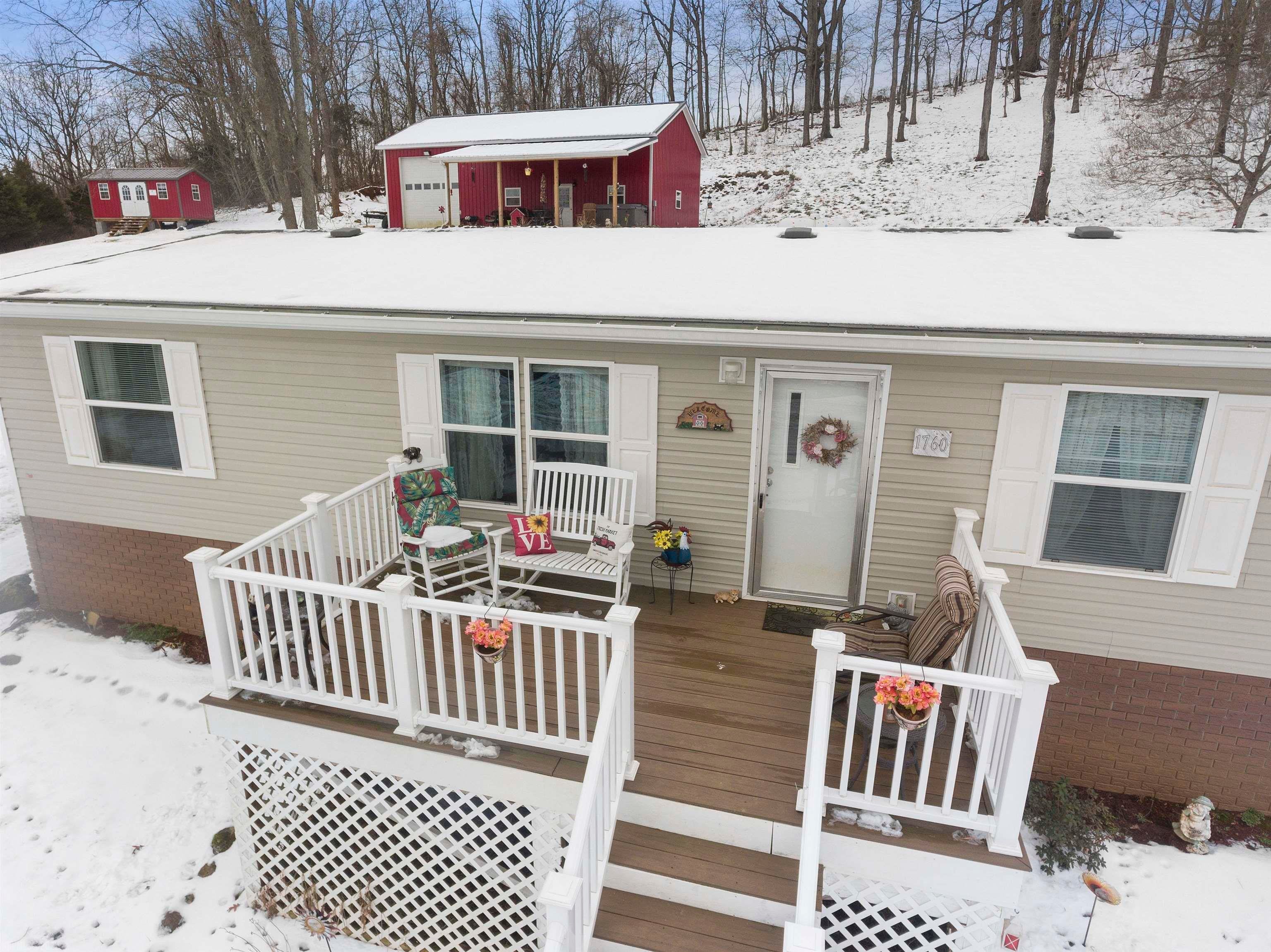 1760 Spring Valley Road Staffordsville, VA 24167 - Photo 6 of 87 Gallery Image 6