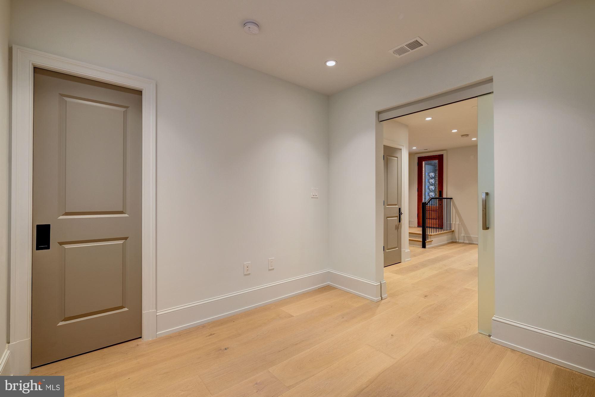 1829 Kalorama Road Northwest, Unit 1 Washington, DC 20009 - Photo 8 of 11 Gallery Image 8