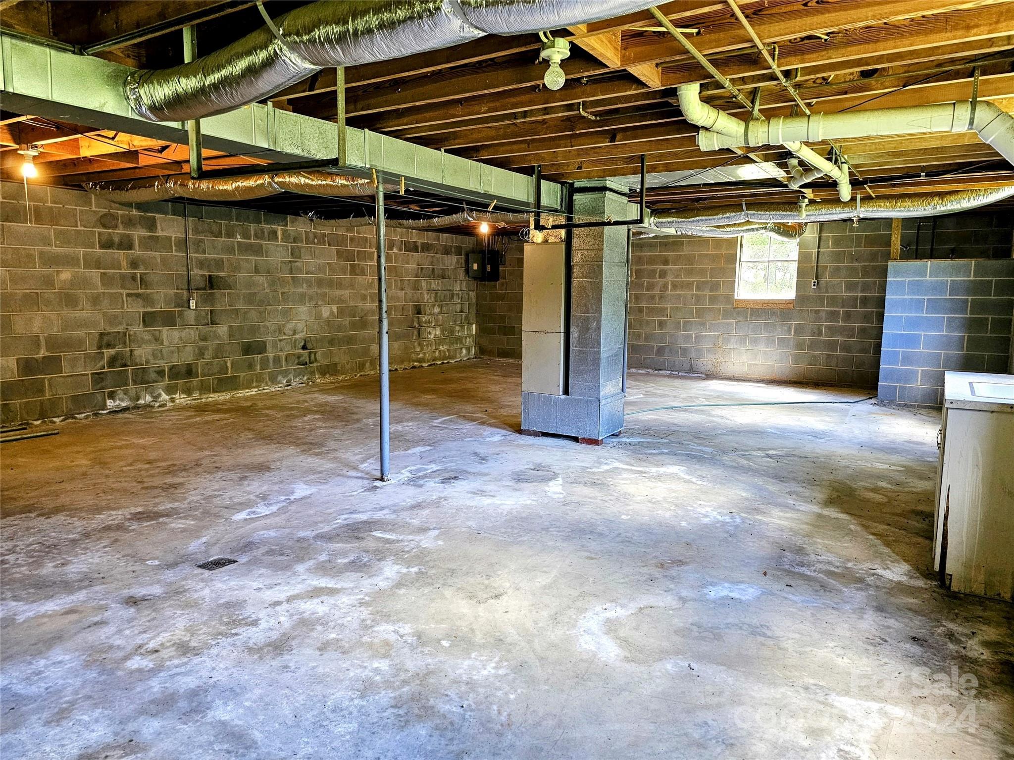 1260 Bethel Road Morganton, NC 28655 - Photo 10 of 13 a view of an empty room
