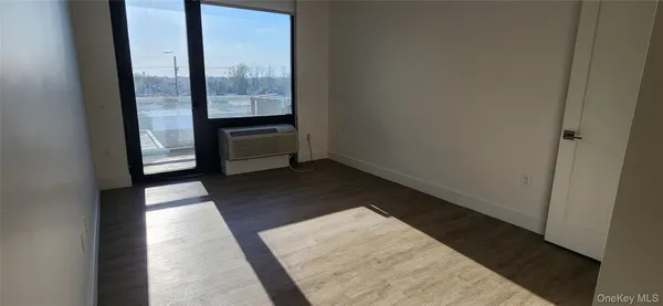 $3,650 | 49 North Central Avenue, Unit 505, Valley Stream, NY 11580