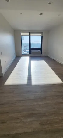 $3,650 | 49 North Central Avenue, Unit 505, Valley Stream, NY 11580