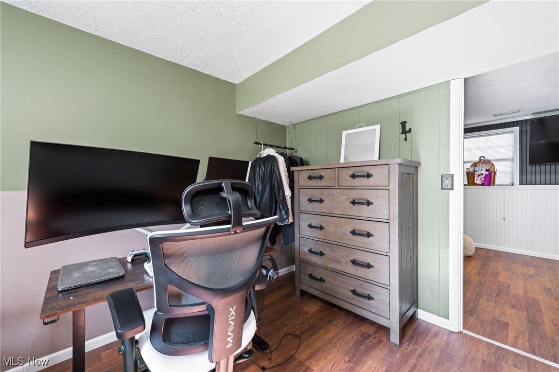 7084 Lake Road East Madison, OH 44057 - Photo 26 of 39 Gallery Image 26