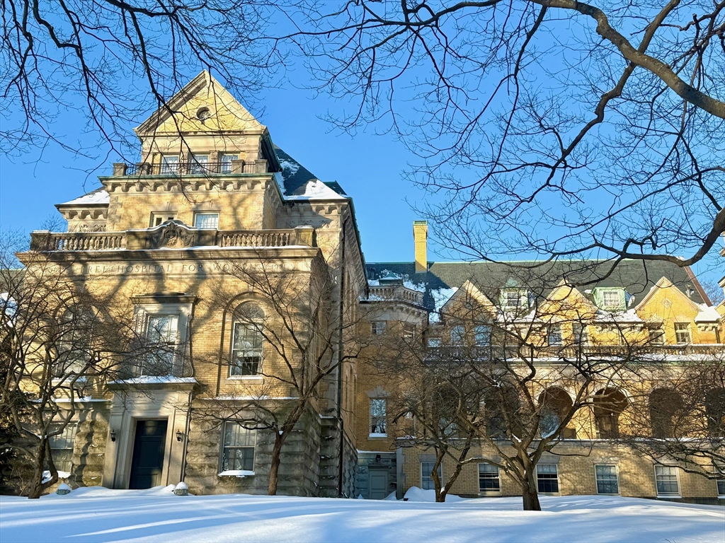 60 Glen Road, Unit 108 Brookline, MA 02445 - Photo 17 of 18