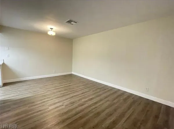 $1,100 | 453 North Lamb Boulevard, Unit G, Las Vegas, NV 89110