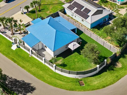 a view of a lush green field