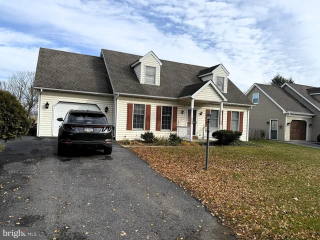 $395,000 | 239 Kimberly Lane, Ephrata, PA 17522