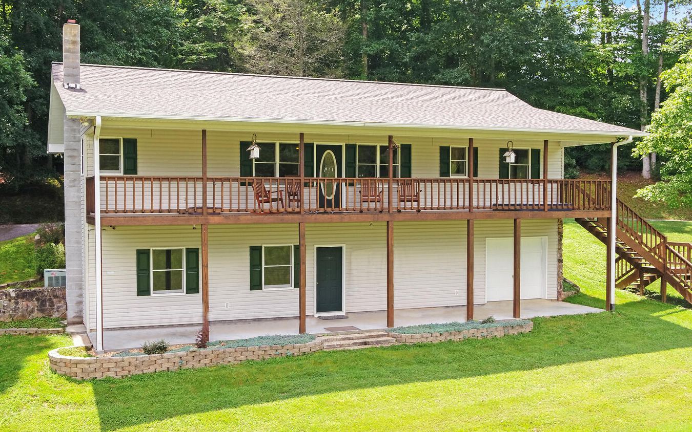 233 Stephens Road Blairsville, GA 30512 - Photo 1 of 44 Main View