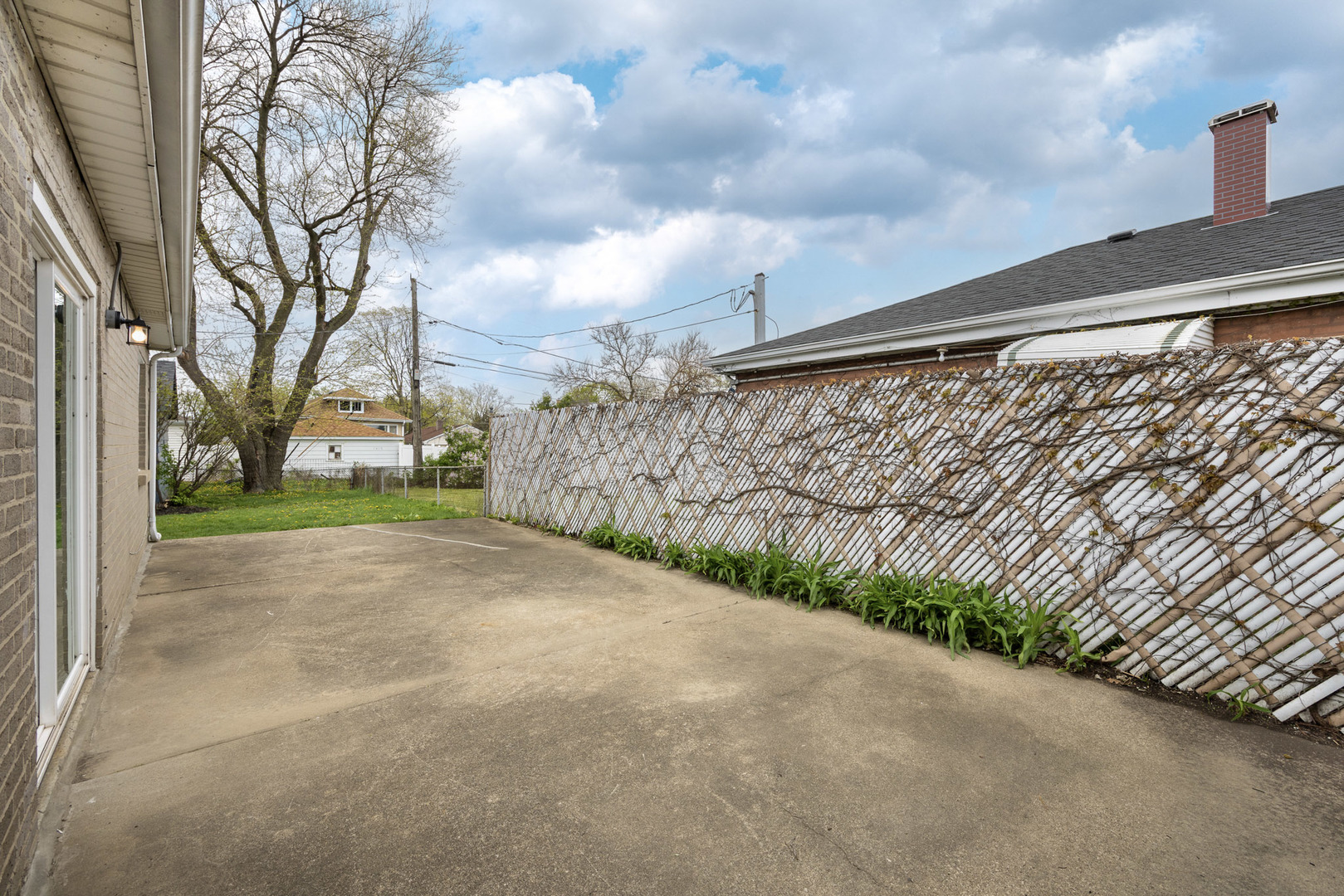 1415 North Taft Avenue Berkeley, IL 60163 - Photo 21 of 24 a view of outdoor space and yard