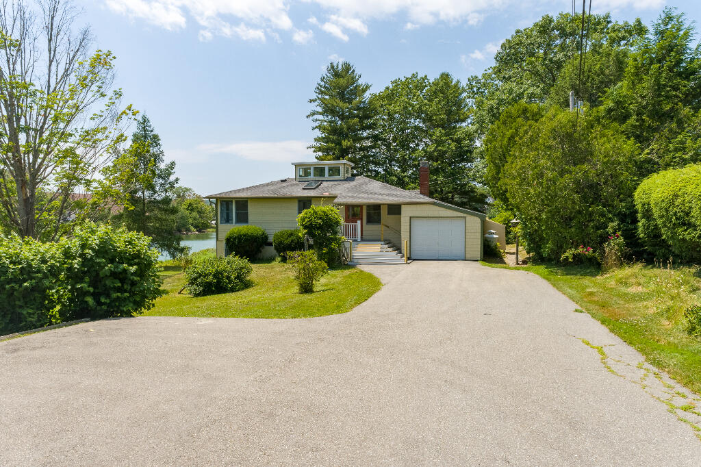 20 West Lewis Point Road Damariscotta, ME 04543 - Photo 11 of 68 10