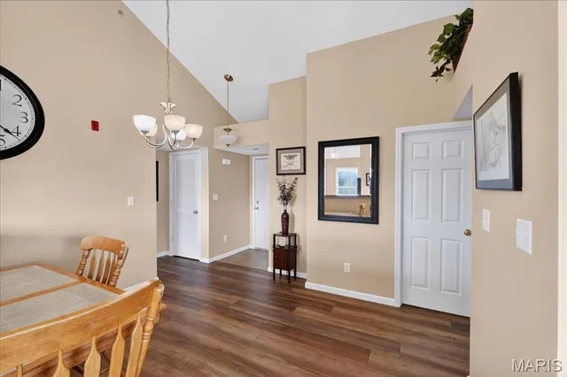 $172,500 | 2490 Lampong Drive, Unit 300C, St. Louis, MO 63125