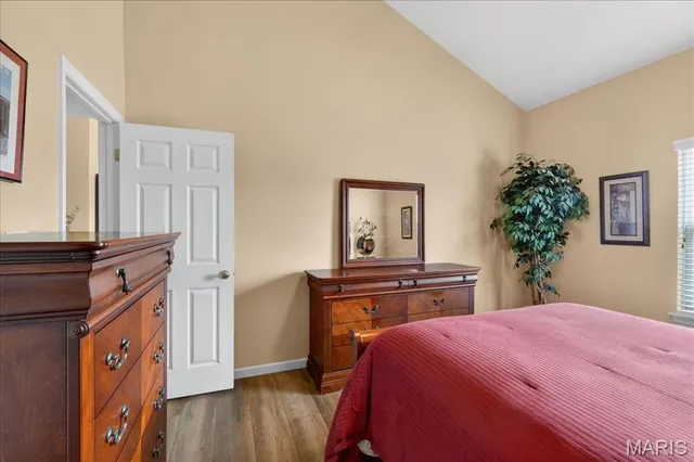 $172,500 | 2490 Lampong Drive, Unit 300C, St. Louis, MO 63125