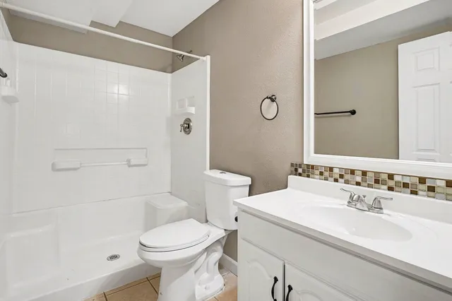 $399,000 | 6061 Equestrian Woods Court, Kalamazoo, MI 49009