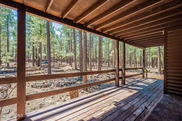 $299,900 | 7621 East Jolly Rogue Lane, Williams, AZ 86046