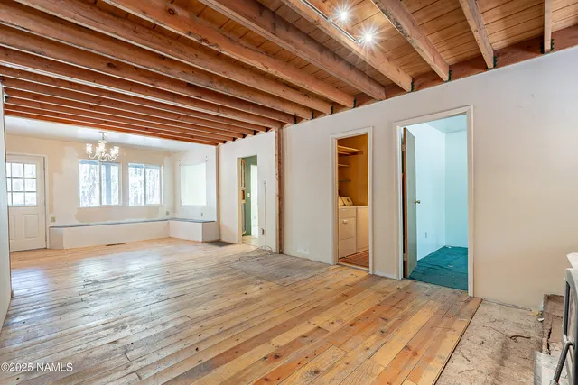 $299,900 | 7621 East Jolly Rogue Lane, Williams, AZ 86046