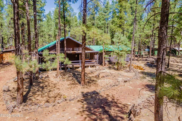 $299,900 | 7621 East Jolly Rogue Lane, Williams, AZ 86046