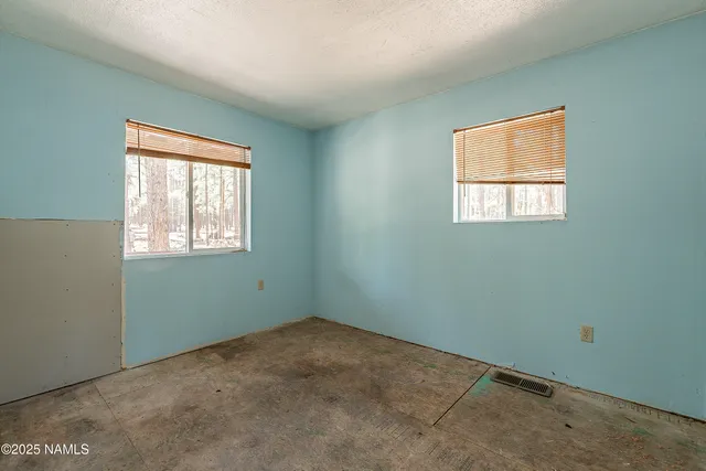 $299,900 | 7621 East Jolly Rogue Lane, Williams, AZ 86046