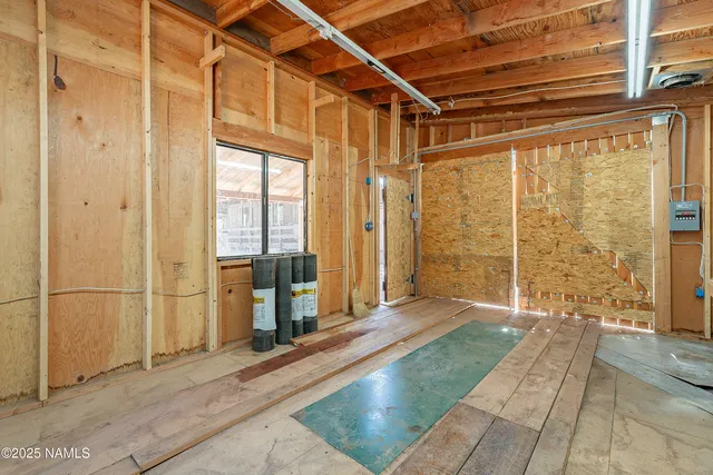 $299,900 | 7621 East Jolly Rogue Lane, Williams, AZ 86046