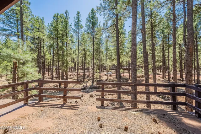 $299,900 | 7621 East Jolly Rogue Lane, Williams, AZ 86046