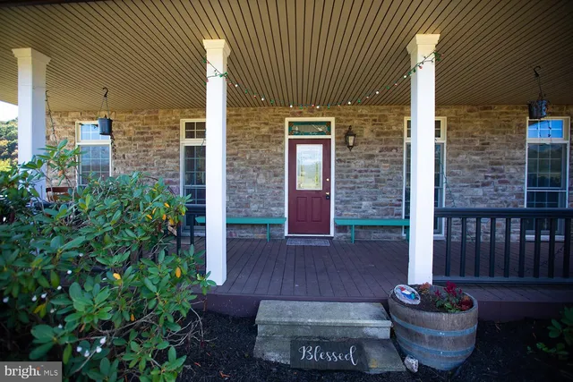 $779,900 | 100 Kohlers Hill Road, Kutztown, PA 19530