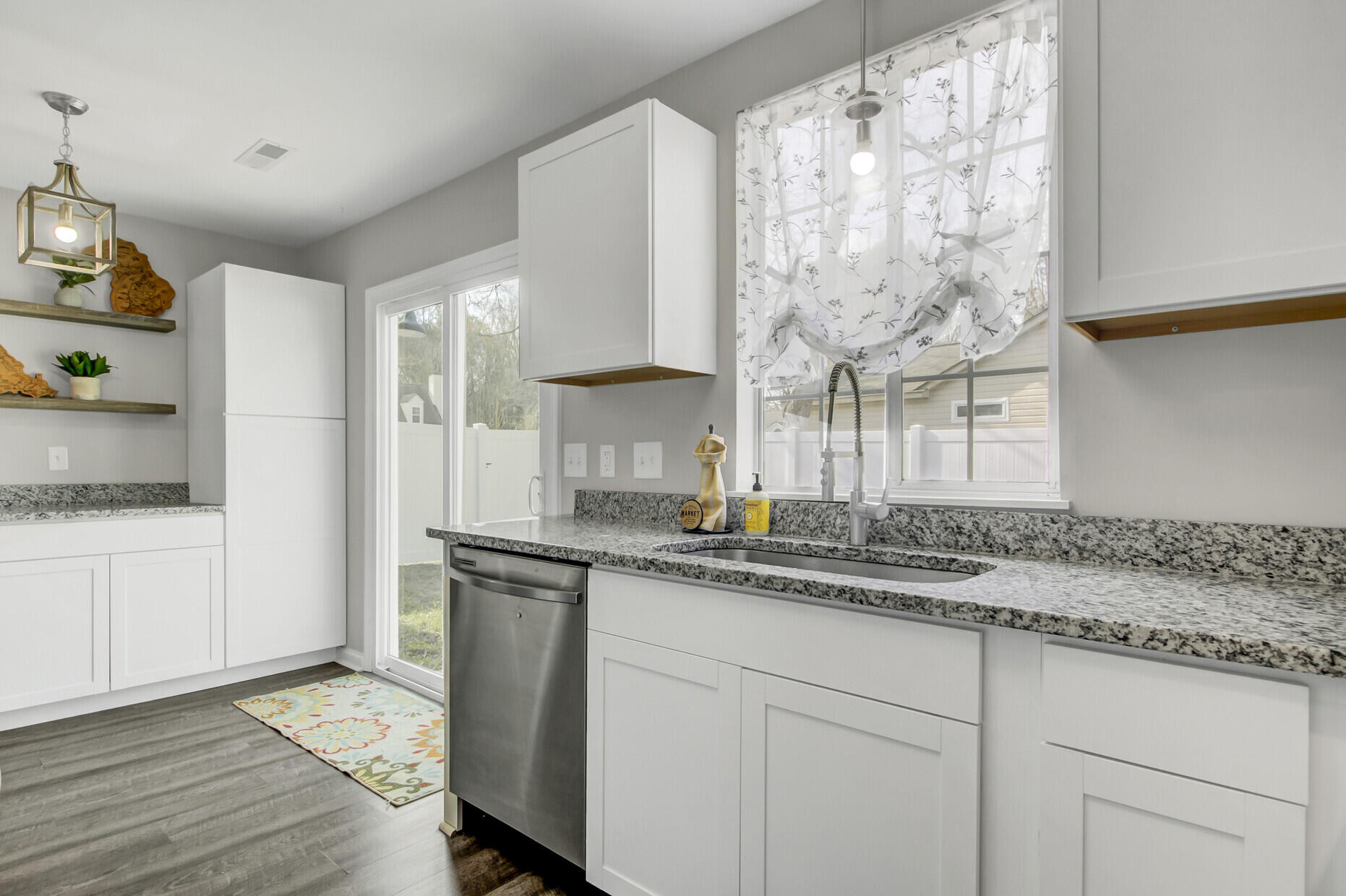 2423 Castlereagh Road Charleston, SC 29414 - Photo 18 of 35 17_21_mls
